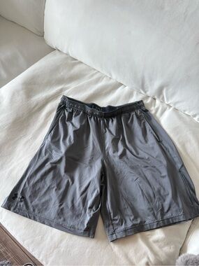 Men's Under Armour Performance Athletic Shorts - Gray